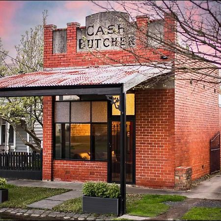The Cash Butcher - Classy & Centrally Located Ballarat Buitenkant foto