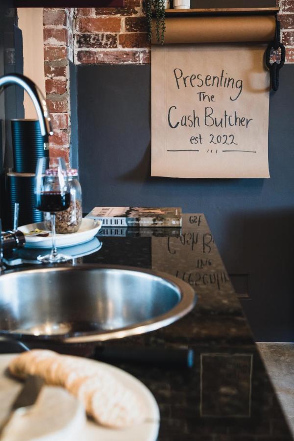 The Cash Butcher - Classy & Centrally Located Ballarat Buitenkant foto